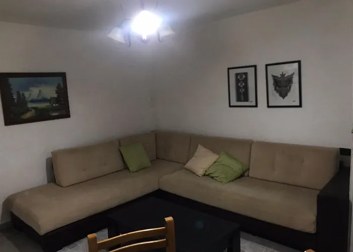 Apartment House In Lungomare Vlore